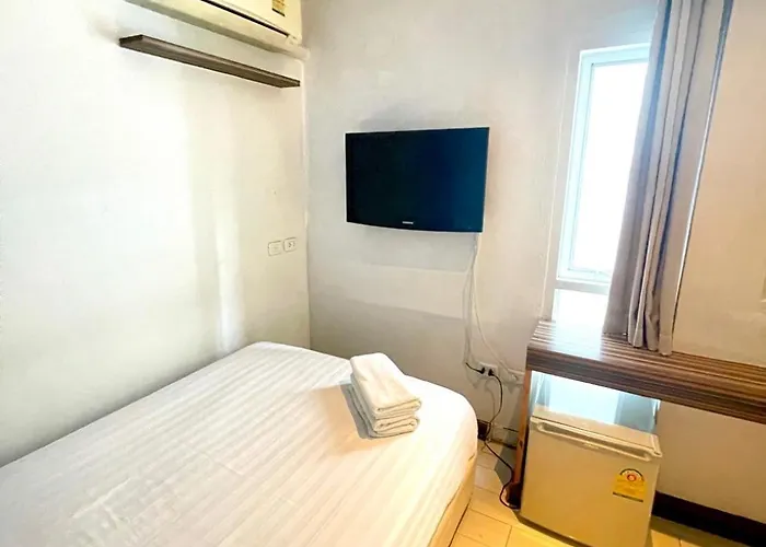 Nantra Ekkamai 호텔 3*