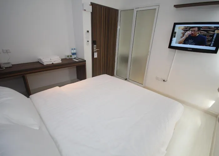 Nantra Ekkamai 호텔 3*